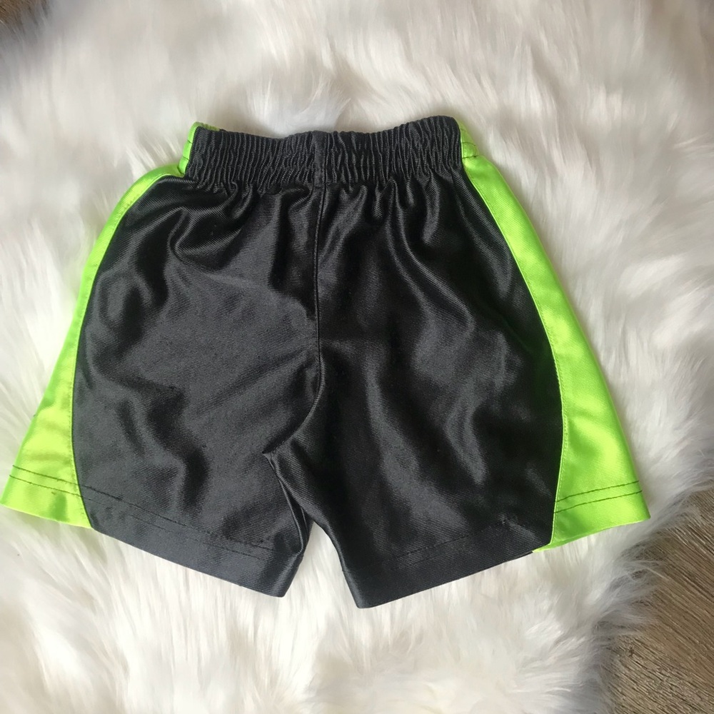 Shorts - Picture 2 of 2